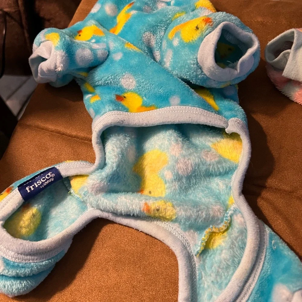 Chewy Fris soft cozy